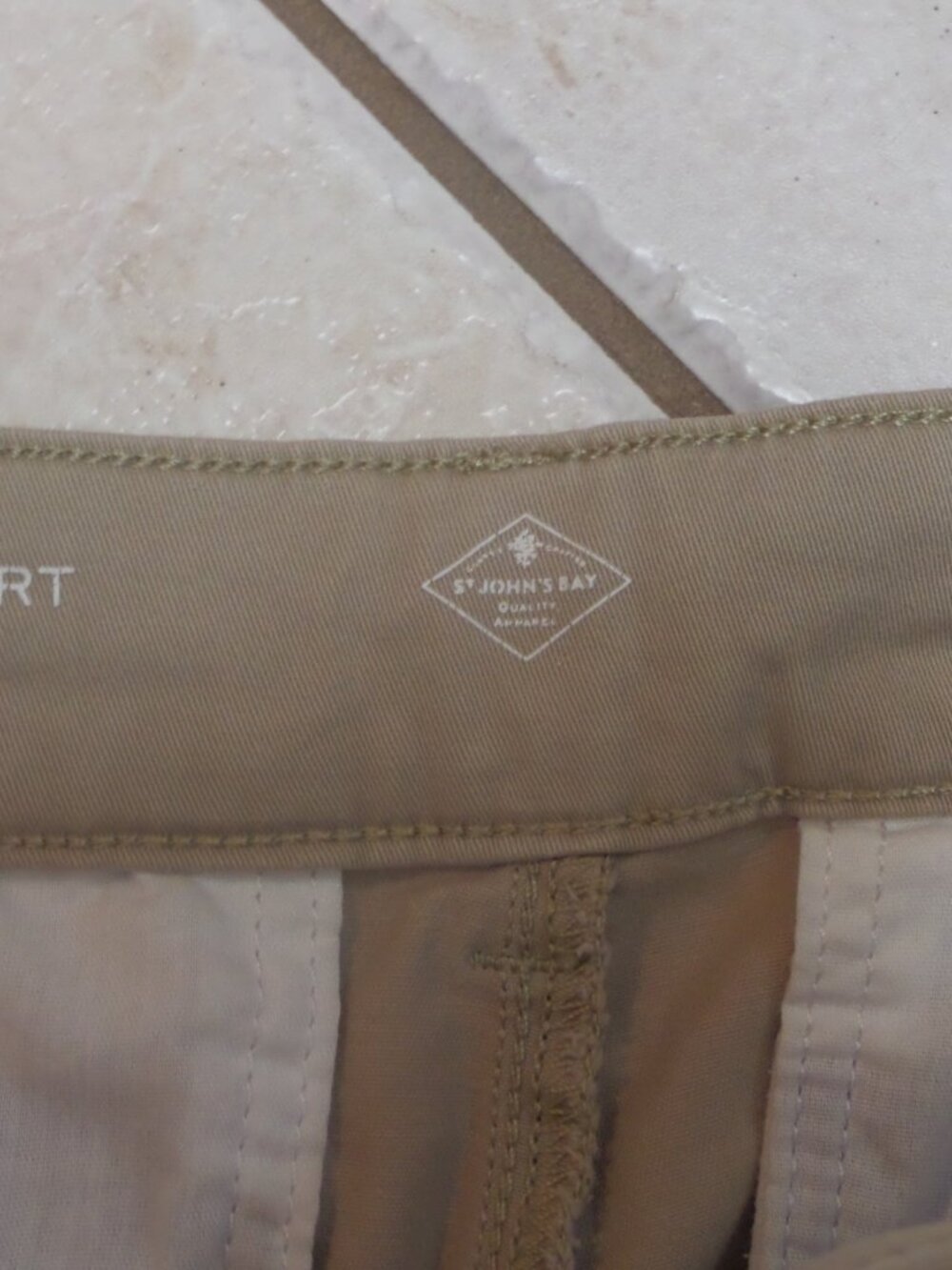 Three Pair of Womans  St Johns Bay Shorts  Size 18W - Picture 5 of 8